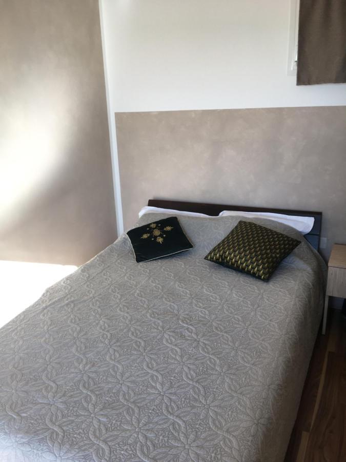 Casa Basgiu, Chambres Avec Balcon Et Table D'Hotes Zilia Exterior foto