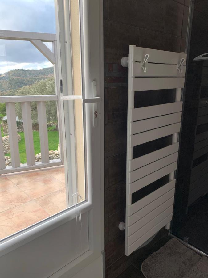 Casa Basgiu, Chambres Avec Balcon Et Table D'Hotes Zilia Exterior foto